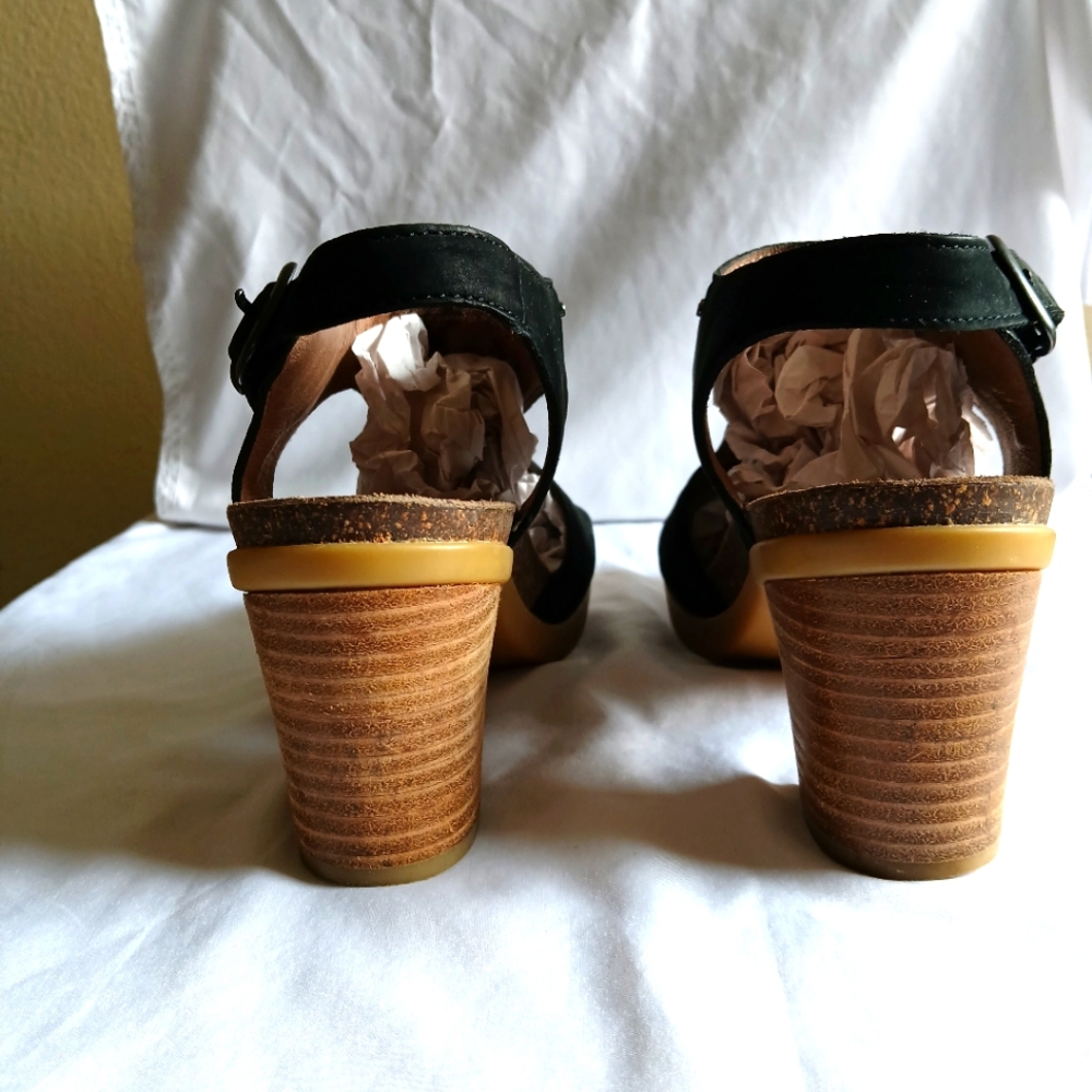 Dansko Women's Comfort Mule Sandals Studded Aesthetics Size 38 - Picture 4 of 6